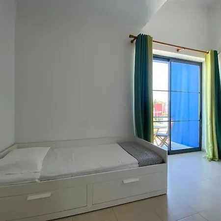 Porta 28 Apartment *