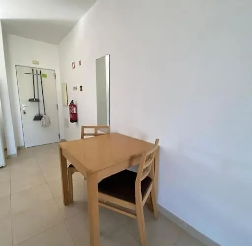 Porta 28 * Quinta do Anjo